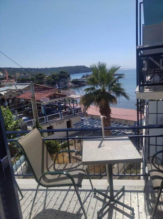 Ammoudia Rooms Agia Marina  外观 照片
