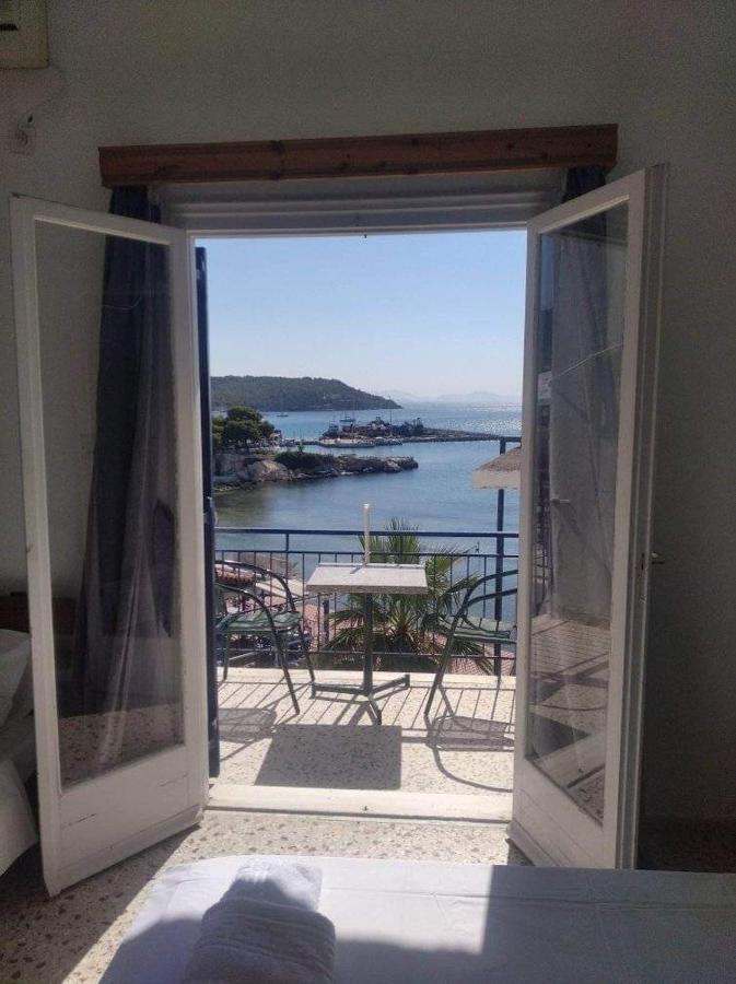 Ammoudia Rooms Agia Marina  外观 照片