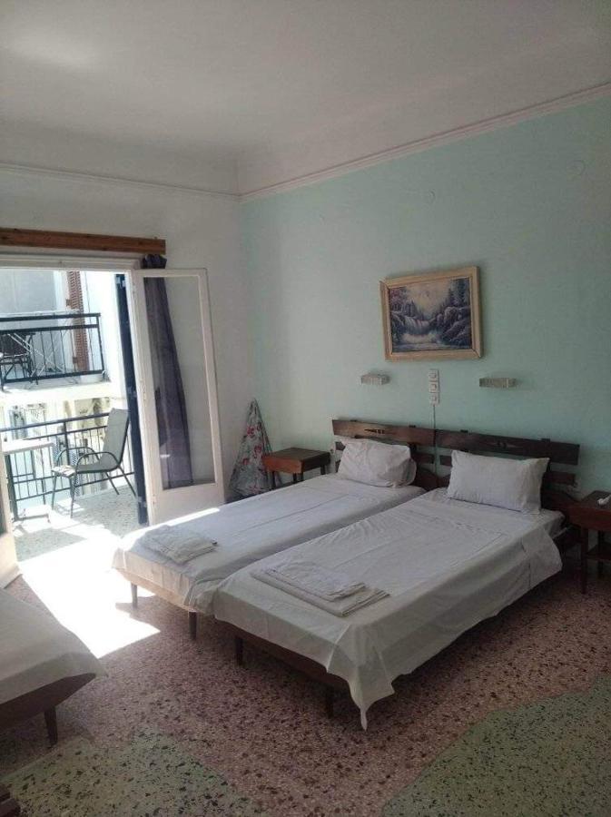 Ammoudia Rooms Agia Marina  外观 照片